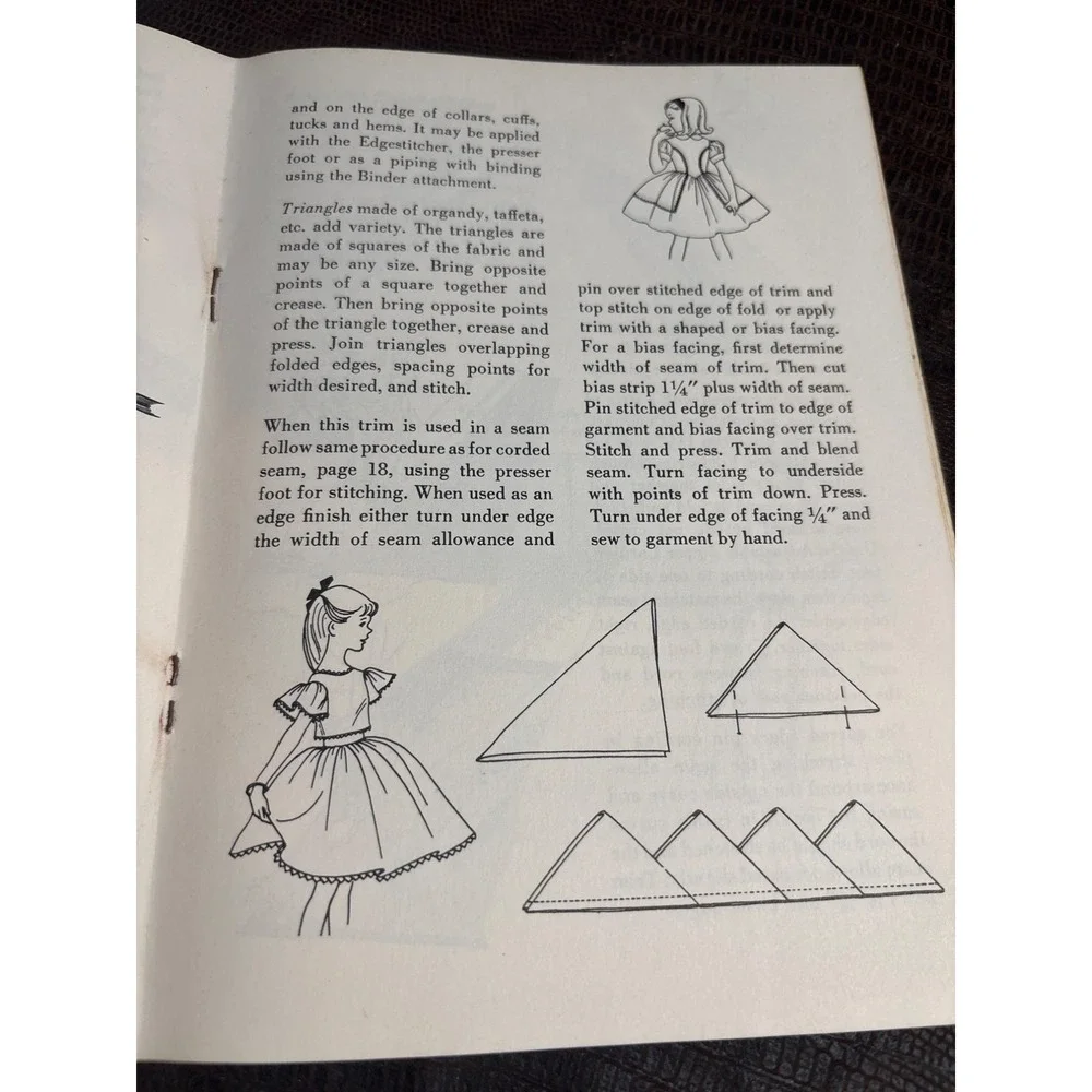 Creating Charm When Sewing for‎ Girls Singer Book 116
